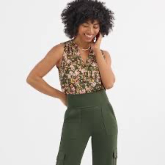 Cabi Flashbulb Top - Picture 1 of 4